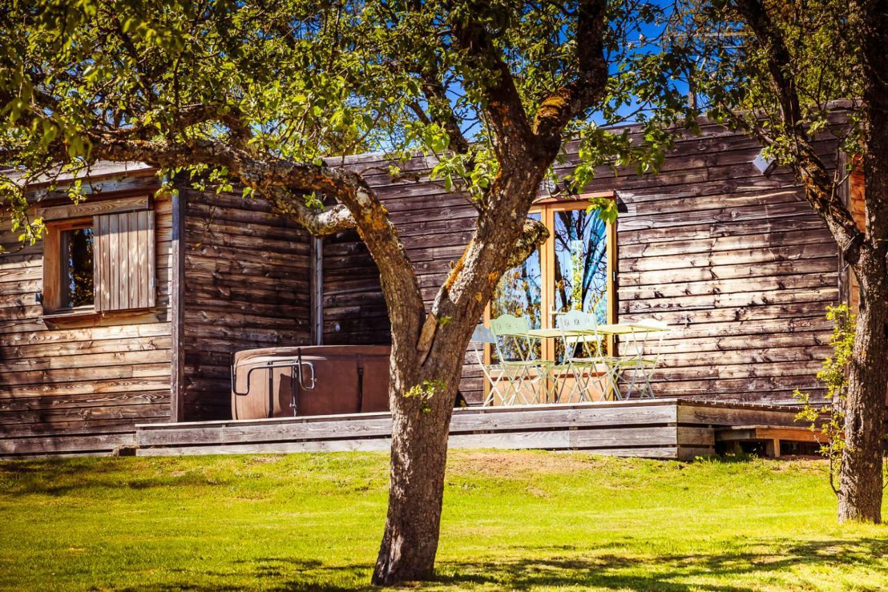 Les Volca'Lodges De Tournebise Saint-Pierre-le-Chastel ภายนอก รูปภาพ